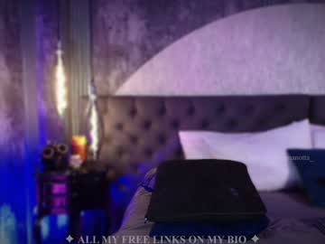 webcam girl charlotte_germanotta_ live cam image #12070917