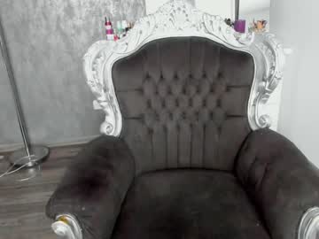 webcam girl moniqueeass live cam image #1927573