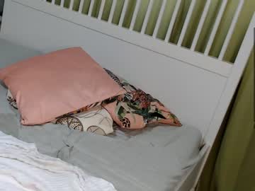 webcam girl sweetgirlandbigcock live cam image #7495222
