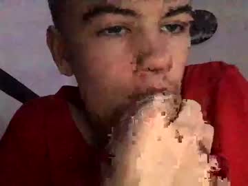 webcam man garyyuill005 live cam image #7974345
