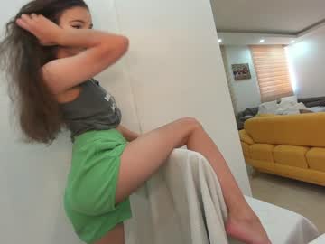 webcam girl ehotlovea live cam image #3978849