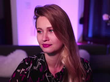 webcam girl stella_and_stephan live cam image #5920790
