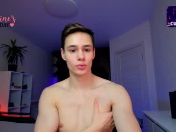 webcam man cuute_boy live cam image #8527546