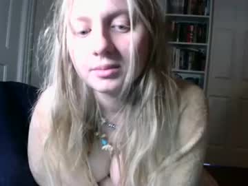 webcam girl scartit live cam image #1177730
