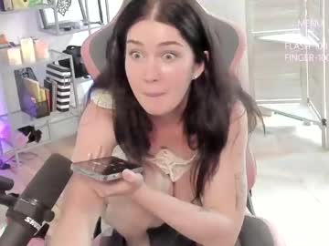 webcam girl evelynclaire live cam image #5703887