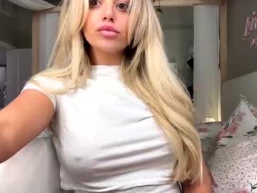 webcam girl oliviamathers live cam image #7980139