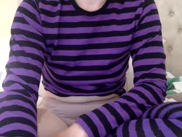 webcam girl 2005freshly18 live cam image #6813950