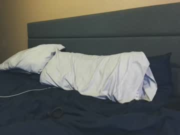 webcam man downforthemoney live cam image #9173098