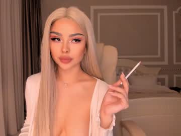 webcam girl bae_suz live cam image #1706609