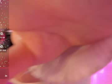 webcam girl akura_01 live cam image #10964005