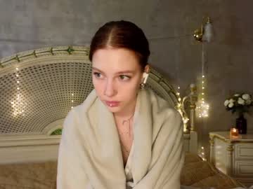 webcam girl shirleywhitney live cam image #8083181