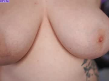 webcam girl juliette_garden live cam image #12450153