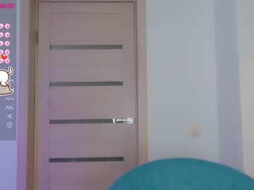 webcam girl small_blondee live cam image #4290413