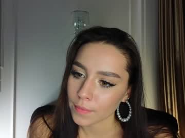 webcam girl lorettacheckley live cam image #8257049
