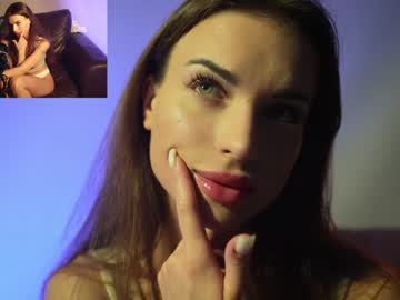 webcam girl francescadomi live cam image #4319503