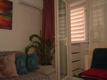 webcam girl sweety_rinushka_ live cam image #9392469