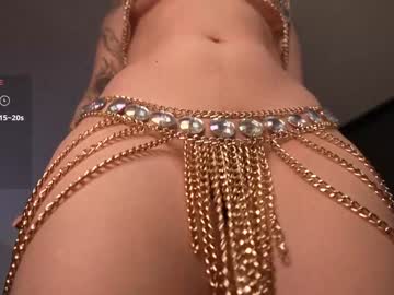 webcam girl lau__1 live cam image #10611462