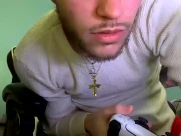 webcam man wentbrokeonstrippers live cam image #8179953