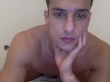 webcam man thenewguv12 live cam image #10637574