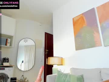webcam girl annieguzman_ live cam image #11260544