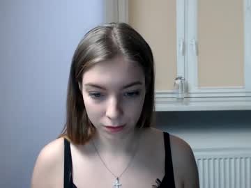 webcam girl lucynews live cam image #919555
