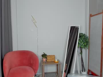 webcam girl silent_chill live cam image #4327391