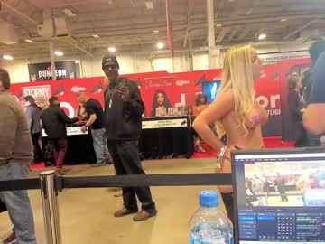webcam couple jess_boots live cam image #4370016