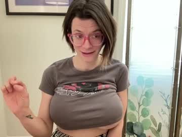 webcam girl naomi_reah live cam image #9103179