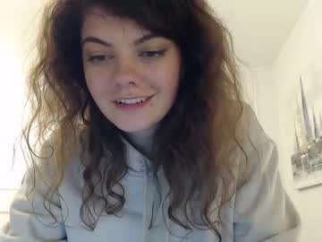 webcam girl ocean_eyess_ live cam image #2061582