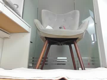 webcam girl dariaa_doll live cam image #6005613