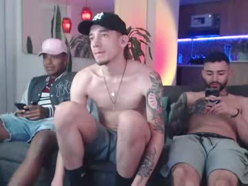 webcam man fratguysonline live cam image #5495431