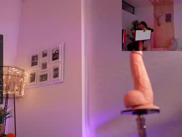 webcam girl lau__1 live cam image #8509715