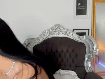 webcam girl moniqueeass live cam image #11517592