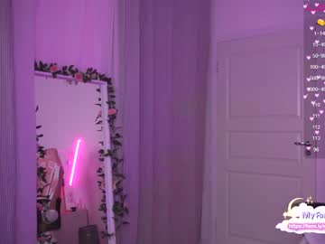 webcam girl holliwould_ live cam image #3907223