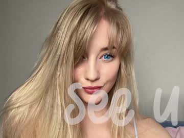 webcam girl emma_lov2 live cam image #4403461