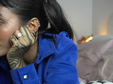 webcam girl kaligray10 live cam image #12887057