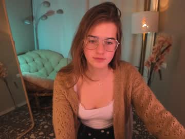 webcam girl zlata_luna live cam image #537212