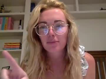 webcam girl lulu22199 live cam image #10026364