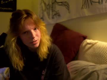 webcam girl crimsonxrapture live cam image #1198918
