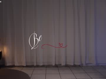 webcam girl alisonrouge live cam image #12431677