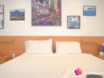 webcam girl camilitasu live cam image #2336441