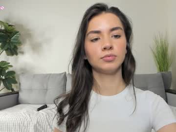 webcam girl nicoleluuv live cam image #11598102