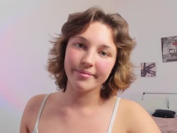 webcam girl cherry_lea_ live cam image #7439794