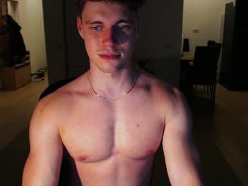 webcam man _alexanderwilliams live cam image #9572358