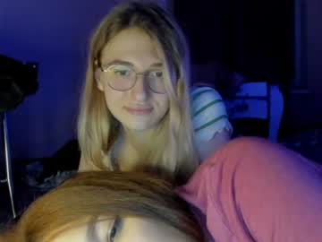 webcam girl twix_llll live cam image #711389