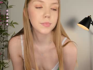 webcam girl maecurson live cam image #8791058