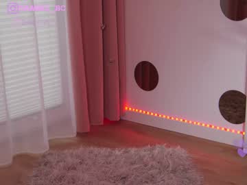 webcam girl taanni_bc live cam image #7569518