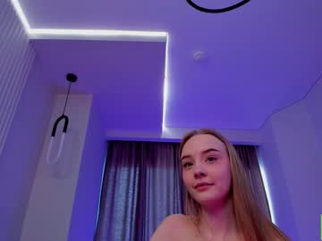 webcam girl lissa_meooow live cam image #8825924