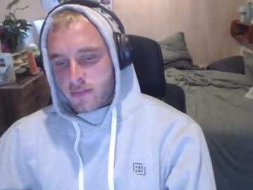 webcam man freetoagoodhomee live cam image #11985237