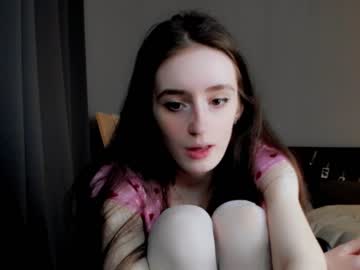 webcam girl lisawoo live cam image #2770438
